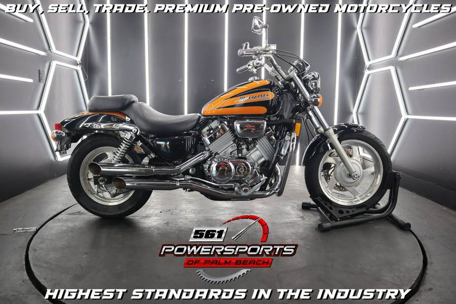 2000 Honda VF750 Magna