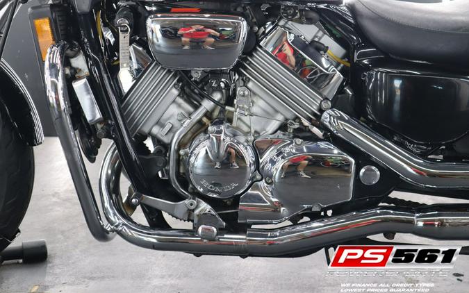 2000 Honda VF750 Magna