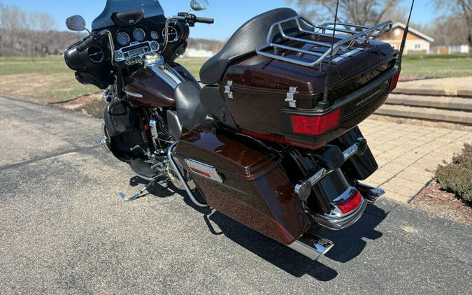 2011 Harley-Davidson® Electra Glide® Ultra Limited Two-Tone Candy Orange/Beer Bottle