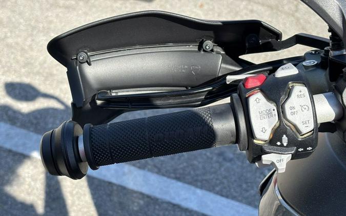 2023 Ducati Multistrada V2 S Thrilling Black & Street Grey