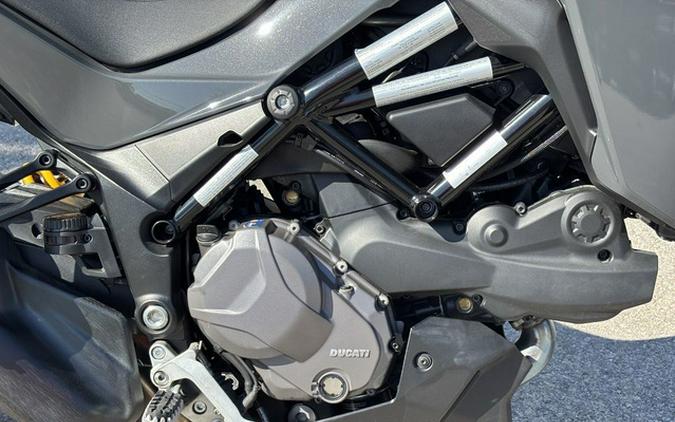 2023 Ducati Multistrada V2 S Thrilling Black & Street Grey