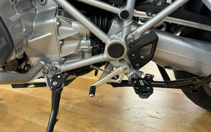 2016 BMW R 1200 GS Racing Red