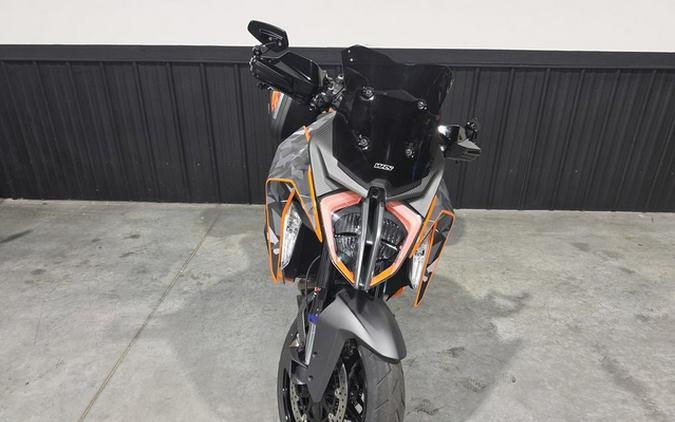 2023 KTM Super Duke 1290 GT
