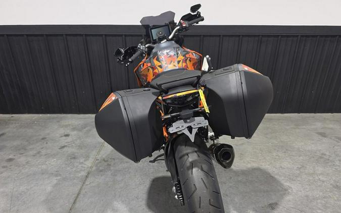 2023 KTM Super Duke 1290 GT