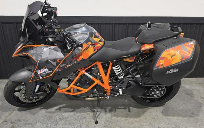 2023 KTM Super Duke 1290 GT