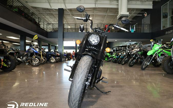 2023 Indian Motorcycle® Chief® Bobber ABS Black Metallic