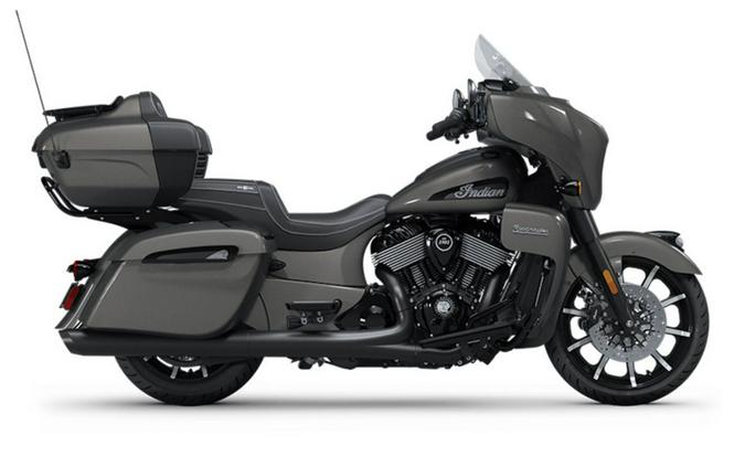 2025 Indian Motorcycle® Roadmaster® Dark Horse® with PowerBand Audio Package