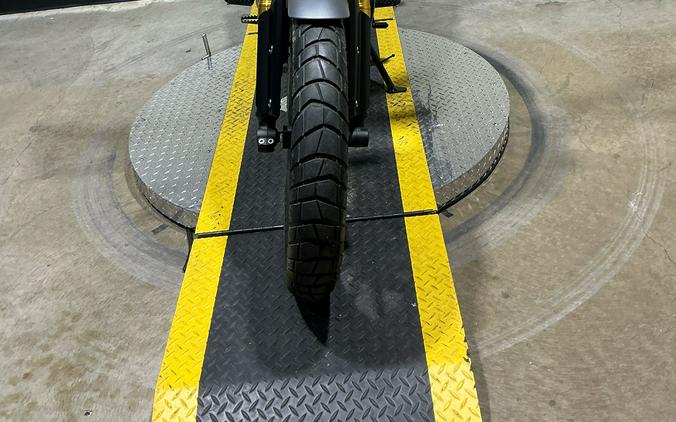 2025 Triumph Scrambler 400 X