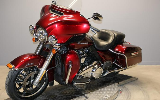 2017 Harley-Davidson Ultra Limited FLHTK