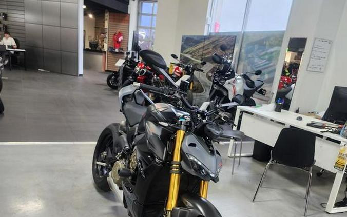 2023 Ducati Streetfighter V4 Lineup First Look [12 Fast Facts]