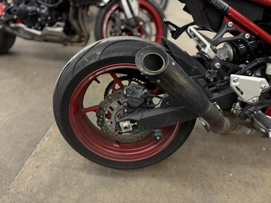 2023 Kawasaki Z900 ABS Metallic Black/Graphite Gray/Flat Black