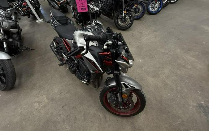 2023 Kawasaki Z900 ABS Metallic Black/Graphite Gray/Flat Black