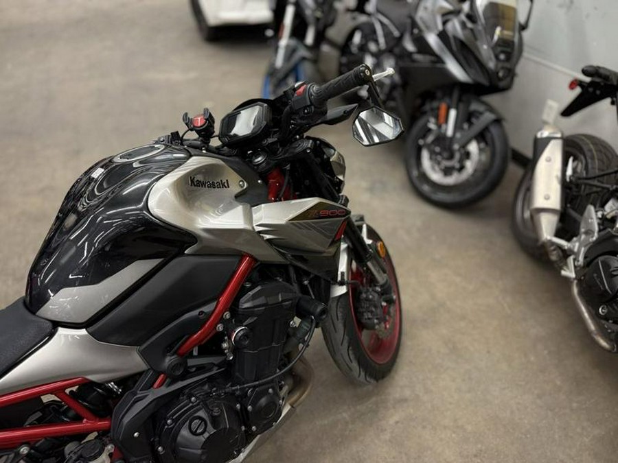 2023 Kawasaki Z900 ABS Metallic Black/Graphite Gray/Flat Black