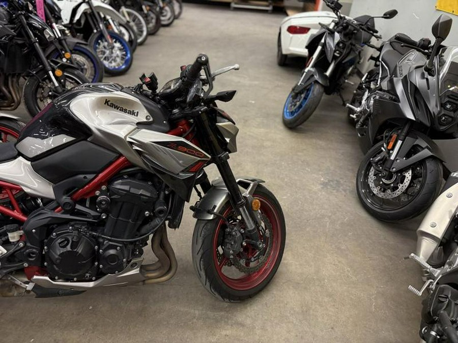 2023 Kawasaki Z900 ABS Metallic Black/Graphite Gray/Flat Black