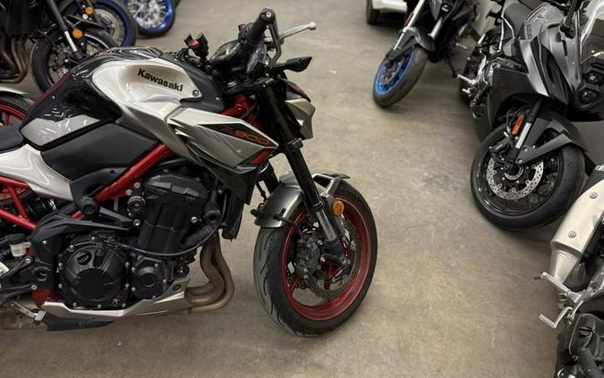 2023 Kawasaki Z900 ABS Metallic Black/Graphite Gray/Flat Black
