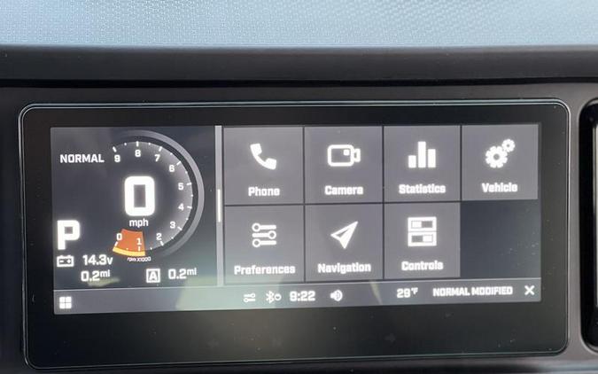 2026 Can-Am® Defender MAX Limited HD11 Desert Tan & Carbon Black