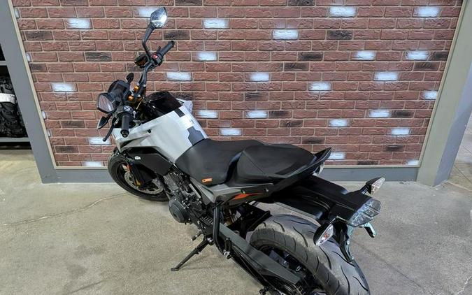 2024 KTM 790 Duke