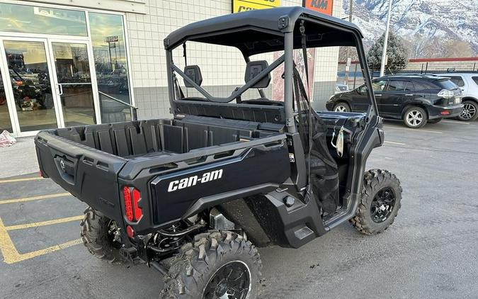 2024 Can-Am® Defender XT HD10