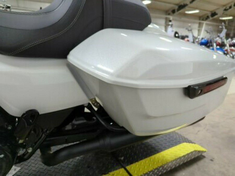 2024 Harley-Davidson® Street Glide® White Onyx Pearl – Black Finish