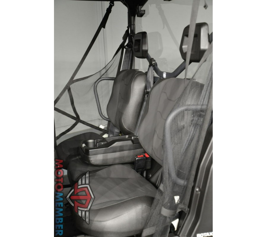 2025 Can-Am Defender MAX XT HD9