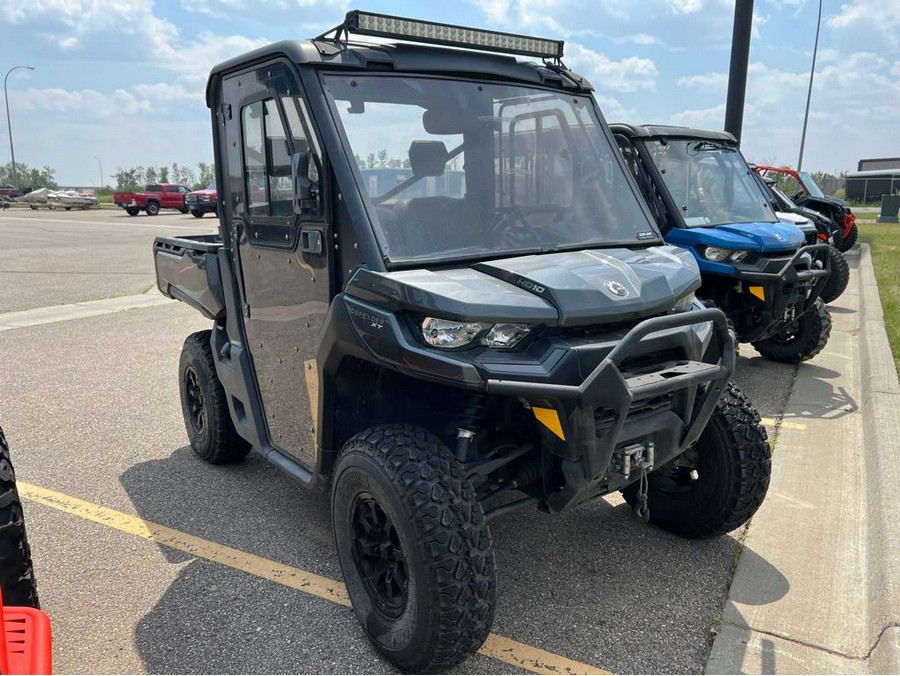 2022 Can-Am Defender XT HD10