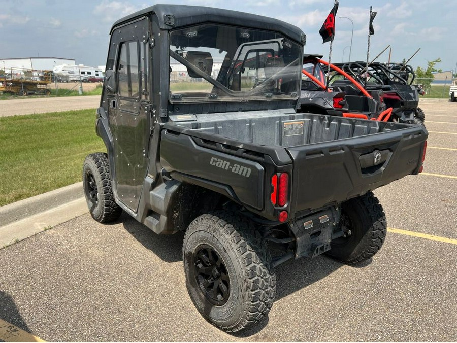 2022 Can-Am Defender XT HD10