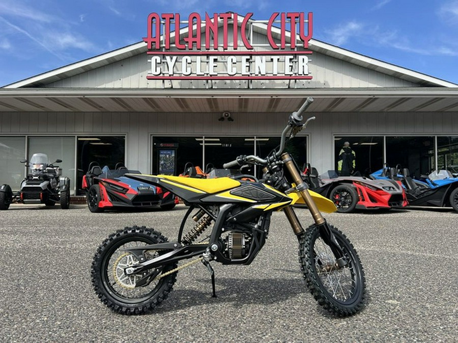2026 SUR-RON Hyper Bee 14/12