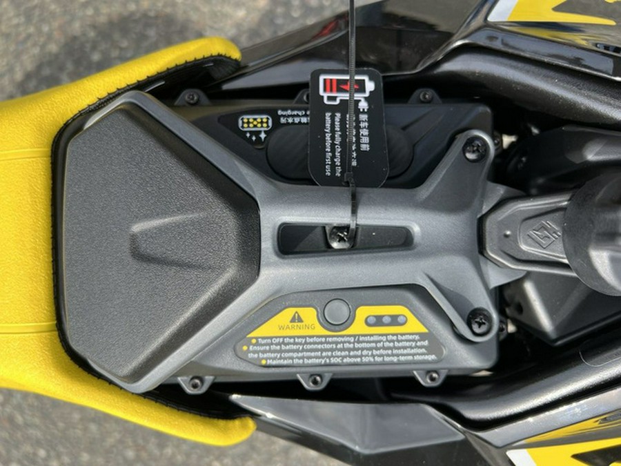 2026 SUR-RON Hyper Bee 14/12