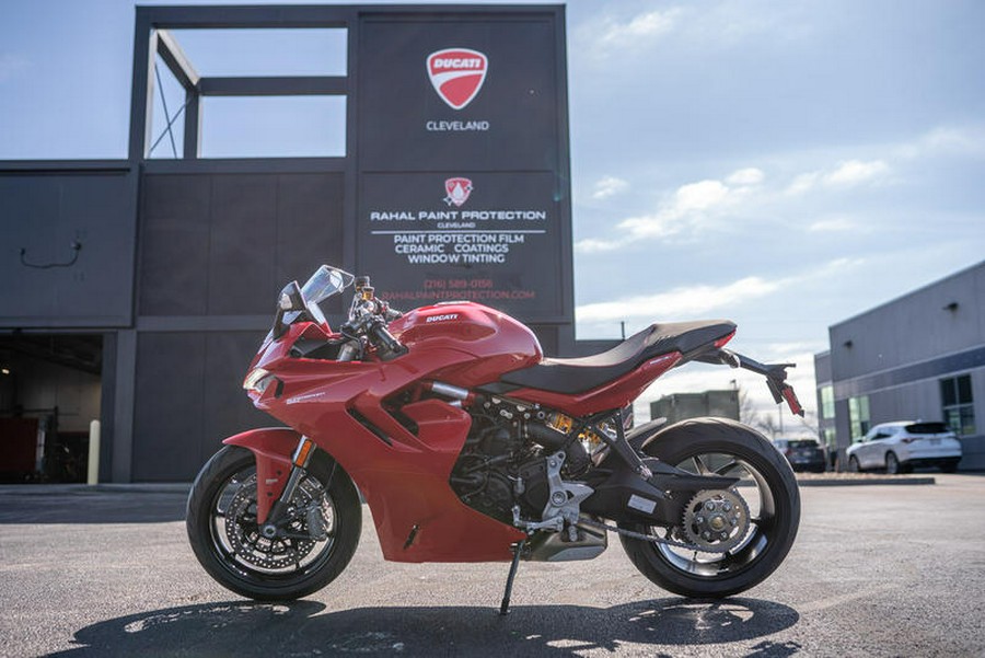 2023 Ducati SuperSport 950 Ducati Red