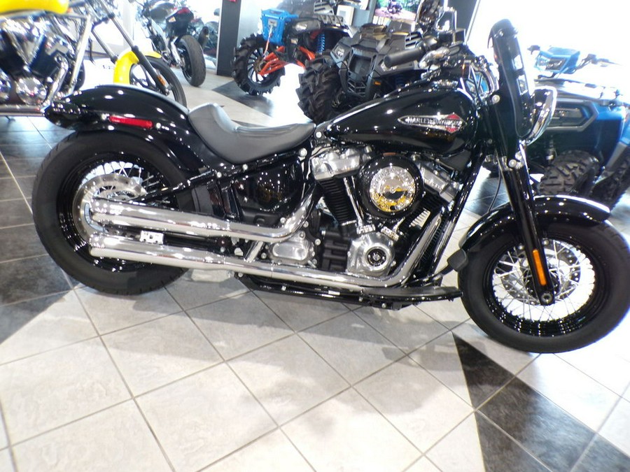 2021 Harley-Davidson® FLSL - Softail Slim®