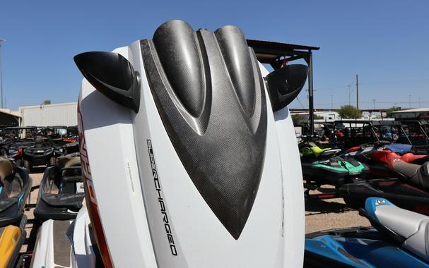 2016 YAMAHA FZR SVHO WHITE AND RED