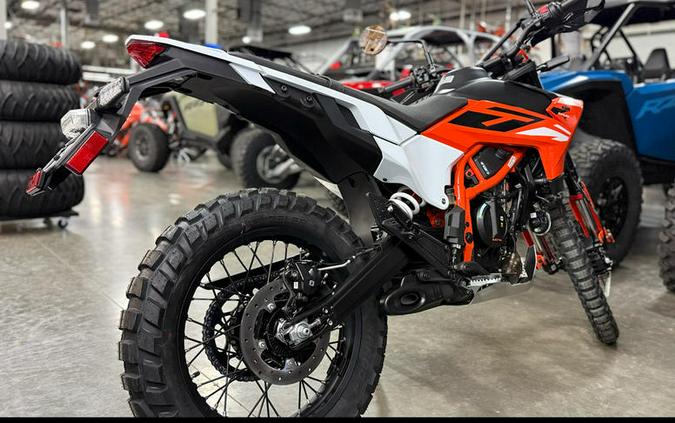 2026 KTM 390 Enduro R