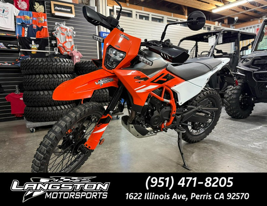 2026 KTM 390 Enduro R