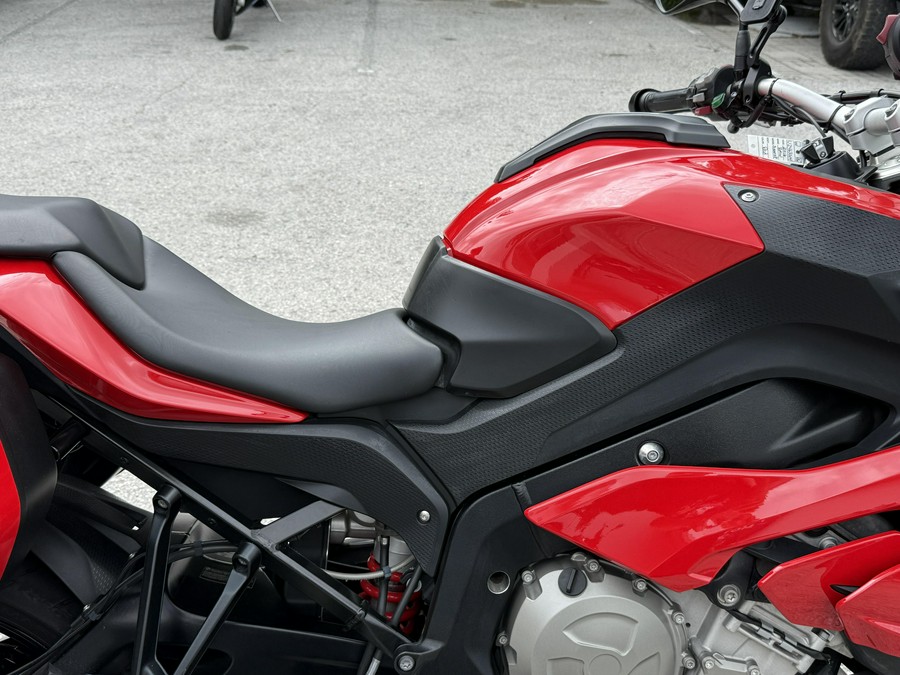 2016 BMW S 1000 XR