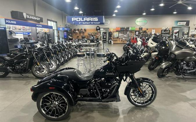 2025 Harley-Davidson® FLTRT - Road Glide® 3