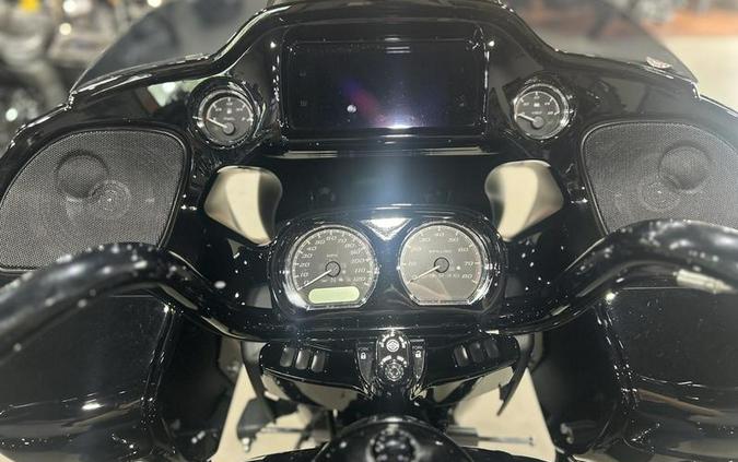 2025 Harley-Davidson® FLTRT - Road Glide® 3