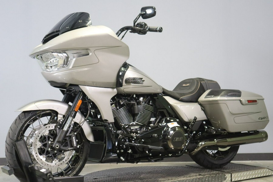 2023 Harley-Davidson CVO Road Glide