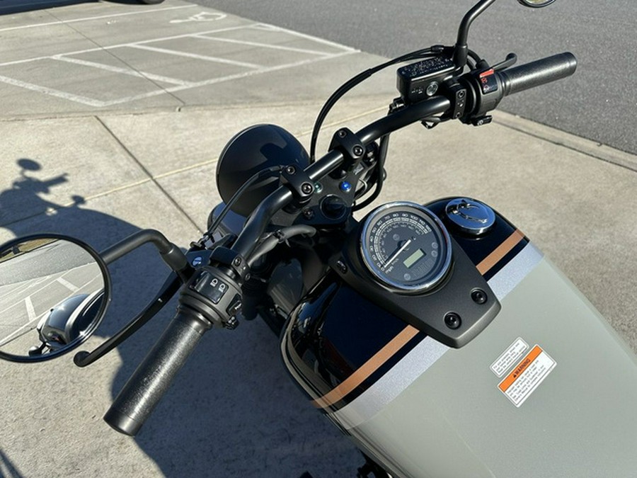 2025 Honda Shadow Phantom ABS