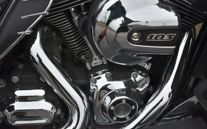 FLTRU 2016 Road Glide® Ultra