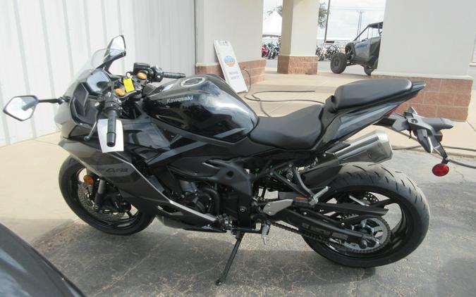 2027 KAWASAKI NINJA ZX-4RR ABS