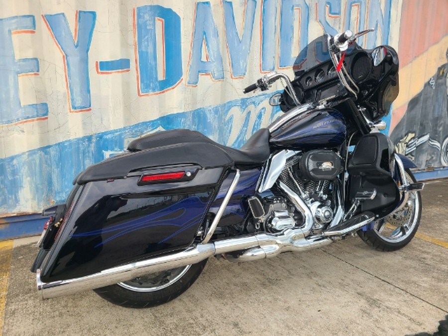 2016 Harley-Davidson CVO Street Glide