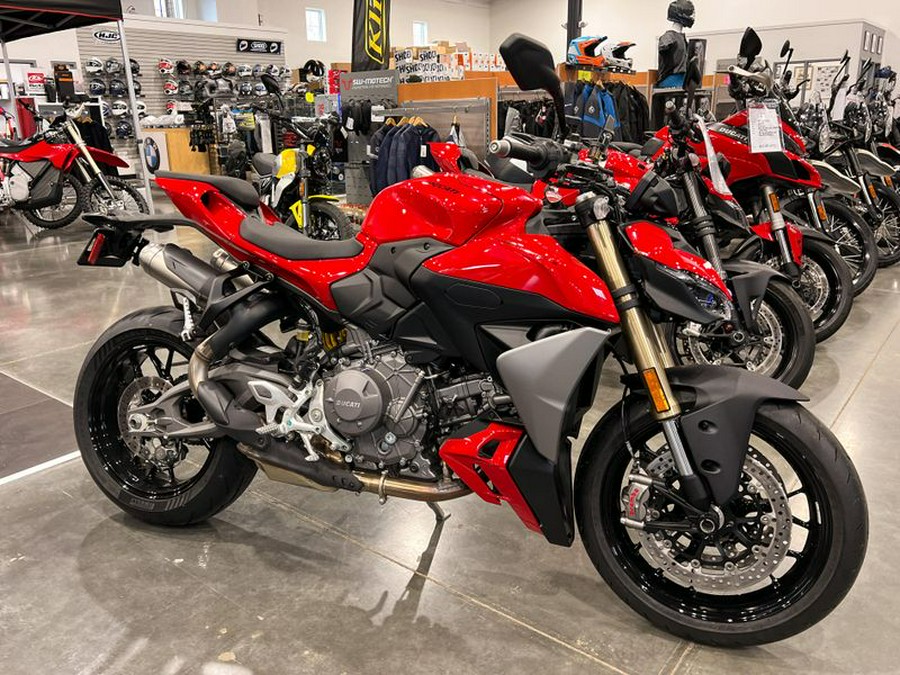 New 2026 Ducati Streetfighter V2