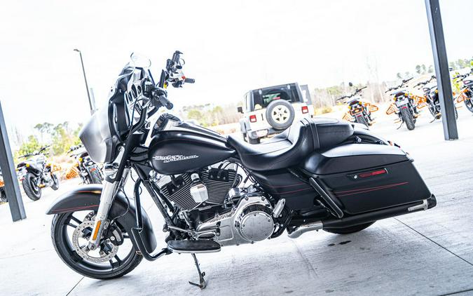 2015 Harley-Davidson® FLHXS - Street Glide® Special