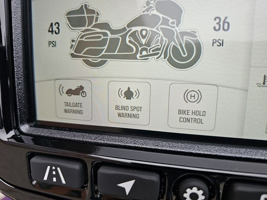 2025 Indian Motorcycle® Roadmaster® PowerPlus 112 Limited with PowerBand Audio Package