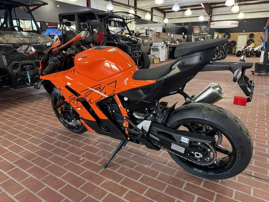 2026 KTM 990 RC R