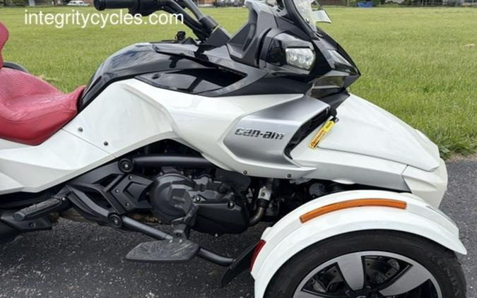 2017 Can-Am® Spyder® F3-T 6-Speed Semi-Automatic (SE6)