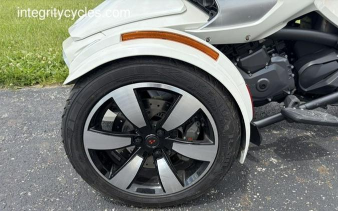 2017 Can-Am® Spyder® F3-T 6-Speed Semi-Automatic (SE6)