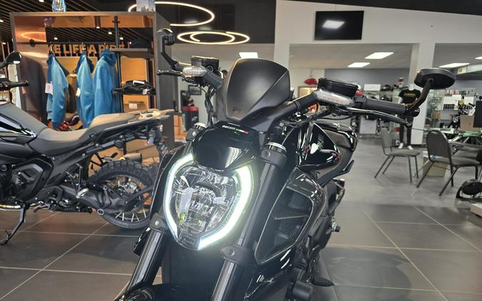2024 Ducati Diavel V4