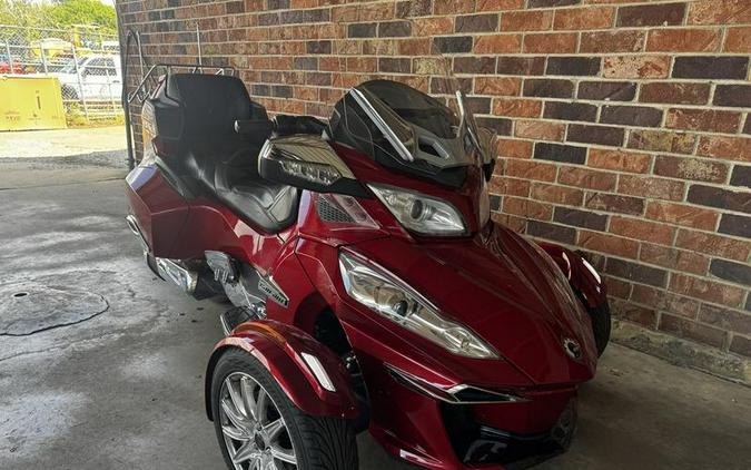 2015 Can-Am® Spyder® RT Limited 6 Speed semi-Automatic (SE6)