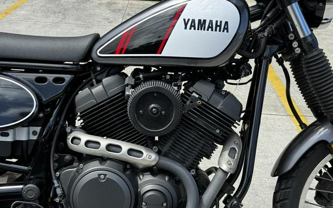 2017 Yamaha SCR950